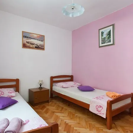Apartment Little Heaven On Earth